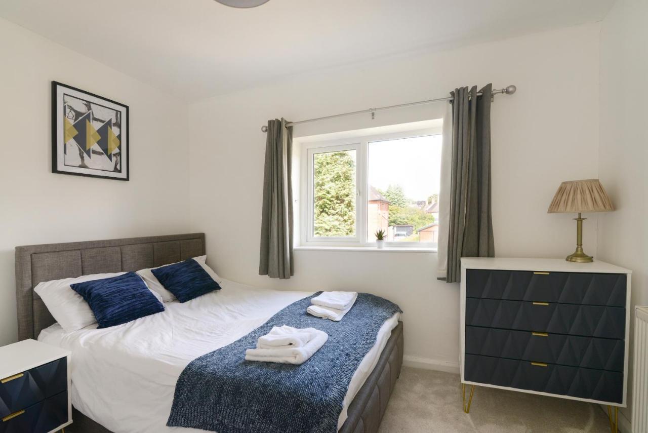 Alderton House - Spacious 3 Bed With Parking 노팅엄 외부 사진